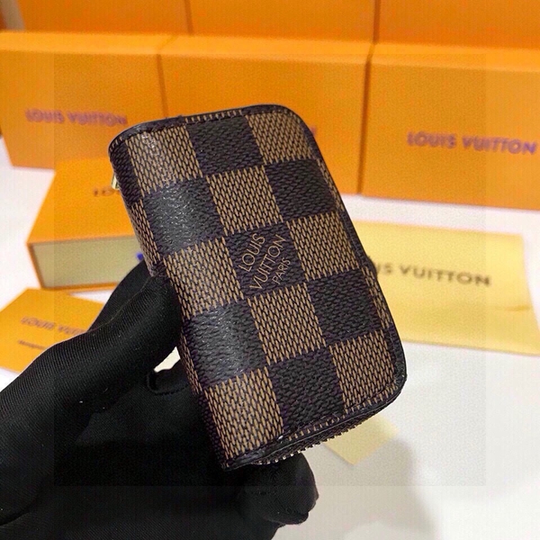 ブランドキーホルダー内部構造